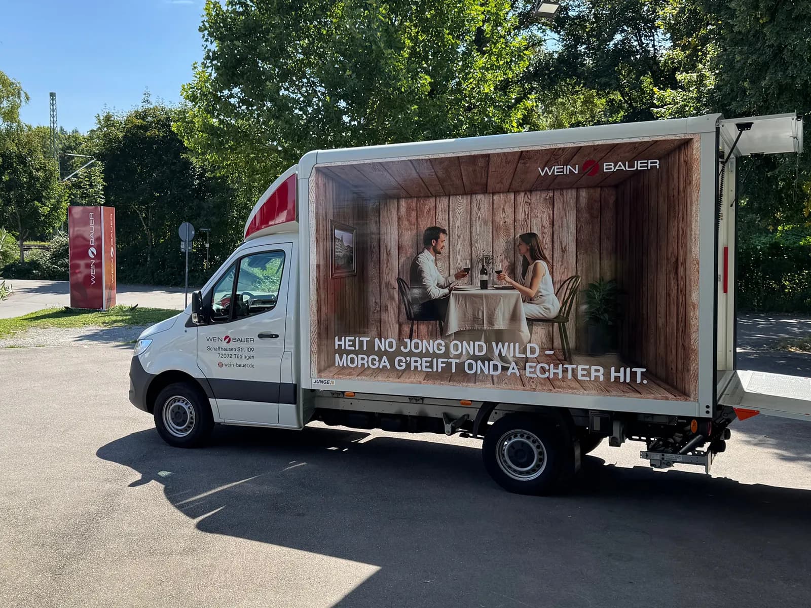 Wein-Bauer Fahrzeugbeschriftung